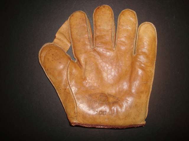 Neumann Newvine 105 1 Inch Web Front